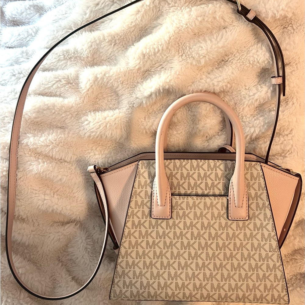Michael Kors Pink bag